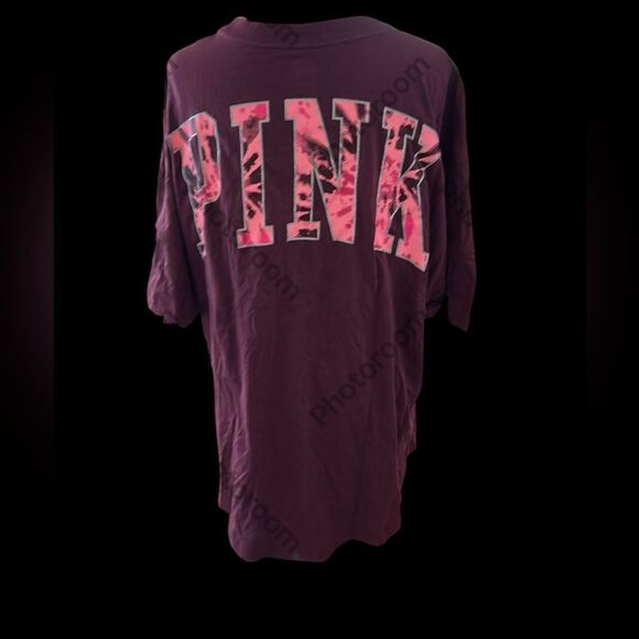 Victoria's Secret PINK Oversized
Dog Cotton T Shirt, Size Large, Maroon, NWT - Picture 3 of 11